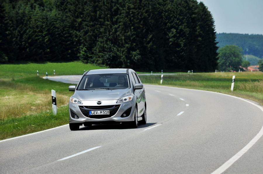  Mazda5 2011 года  (фото 76 из 184)